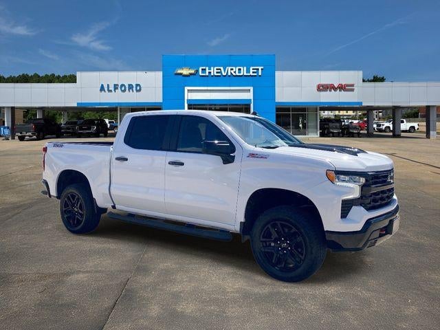 2026 Chevrolet Silverado 1500 LT Trail Boss in Summit White — front three-quarter view
